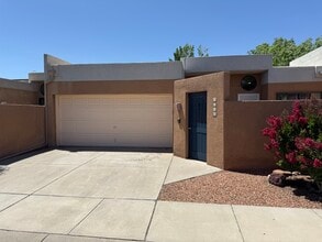 Building Photo - 6604 San Blas Pl NW