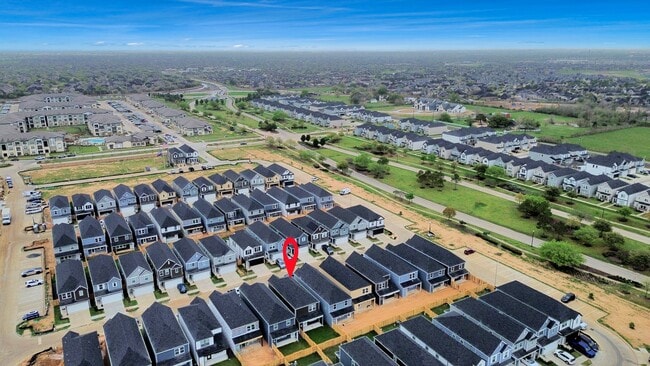 Building Photo - 3530 Shearwater St