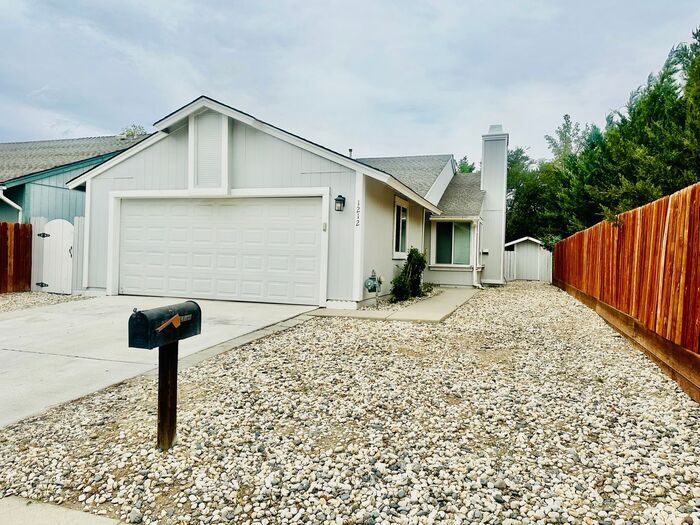 Primary Photo - 1212 Junction Dr