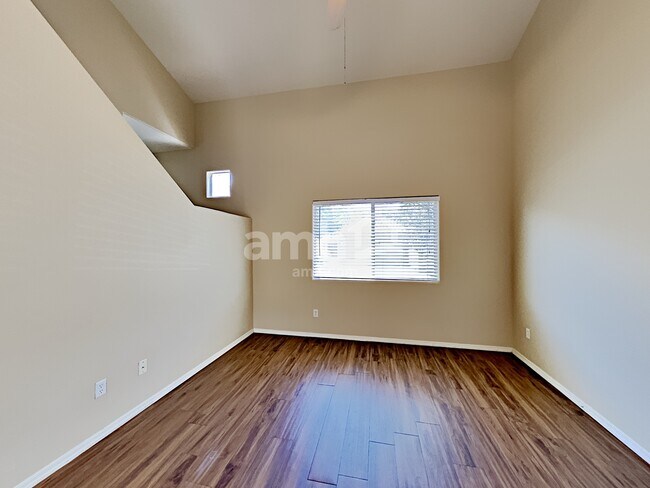 Building Photo - 8114 W Beck