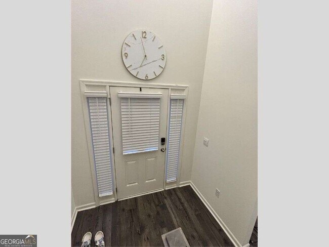 Building Photo - 1120 Trident Maple Chase