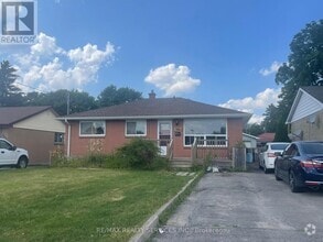 Building Photo - 1798 Trafalgar St
