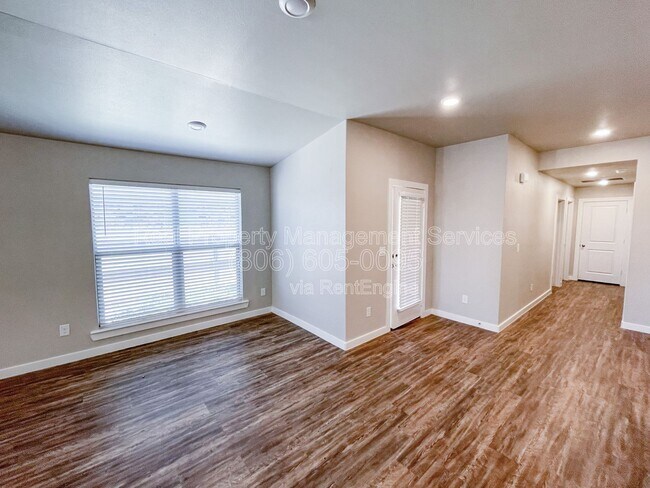 Foto del edificio - 2147 Kokomo Ave