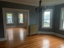 Building Photo - 54 Robert St