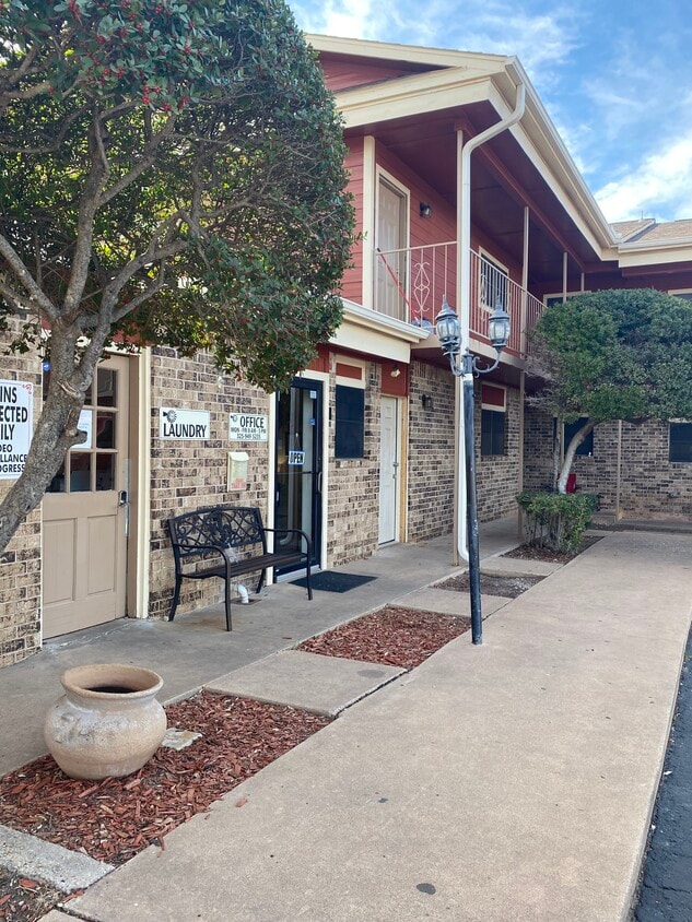 Windmill Park Apartment Homes Apartments in San Angelo, TX