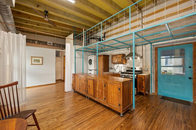 Living room and loft - 1500 E Madison St