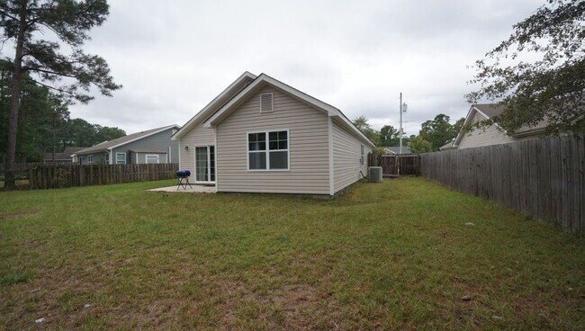 Foto del edificio - 412 Ridgeway Dr