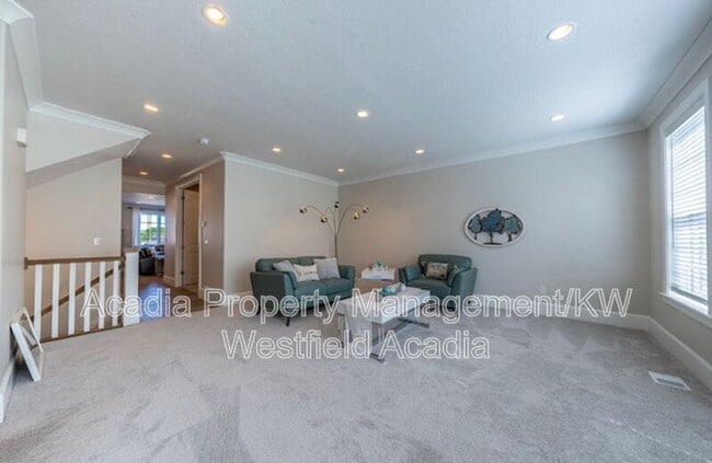 Building Photo - 3713 N 60 E