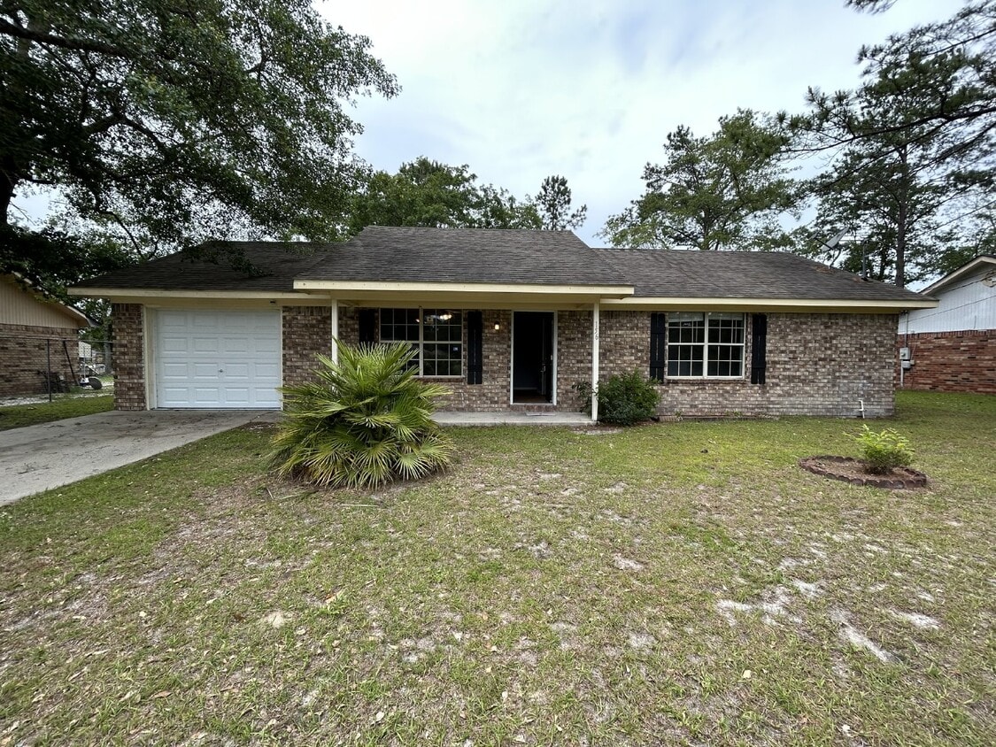 Primary Photo - Home For Rent