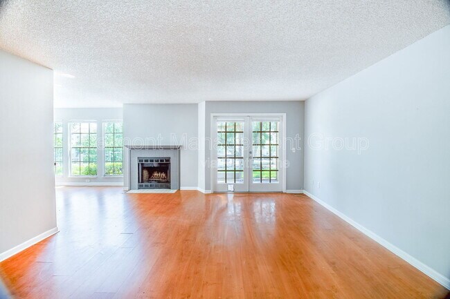 Building Photo - 670 Sandy Neck Ln