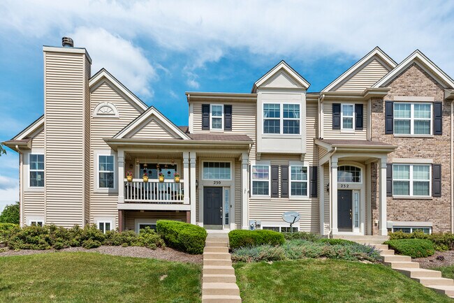 Building Photo - 230 Niagara Dr