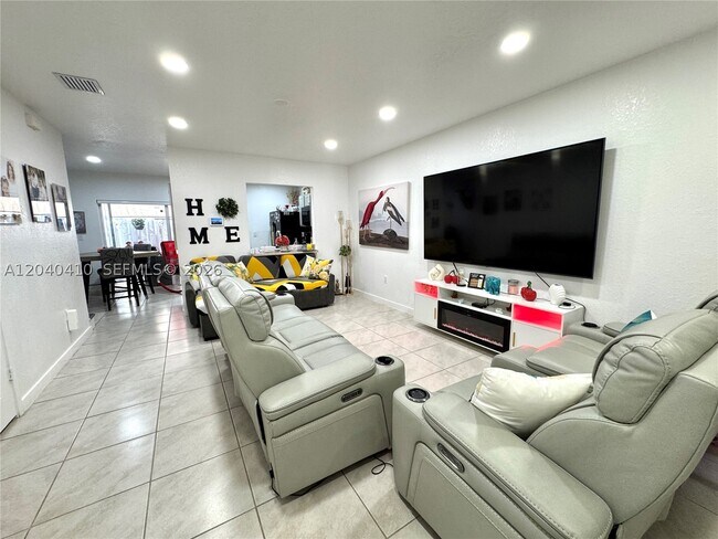 Foto del edificio - 479 NE 5th St