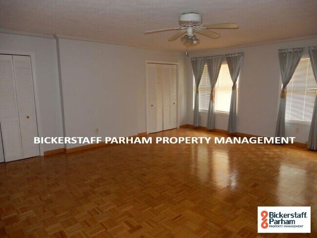 Foto del edificio - 7420 Paprika Ln