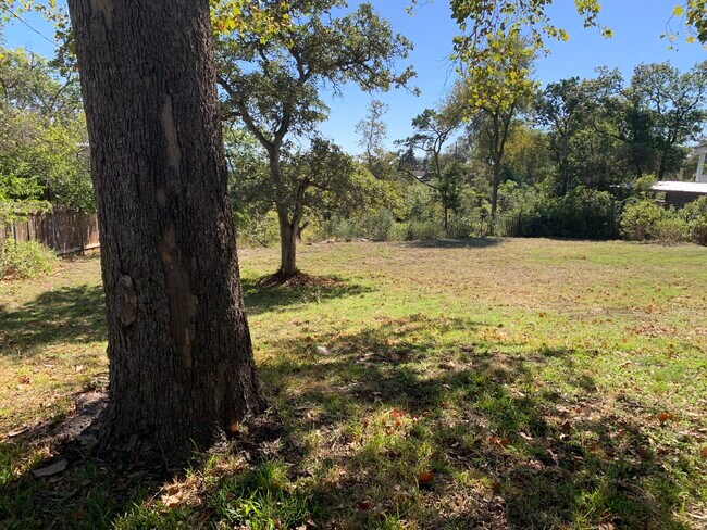 Foto del edificio - 1504 The High Rd