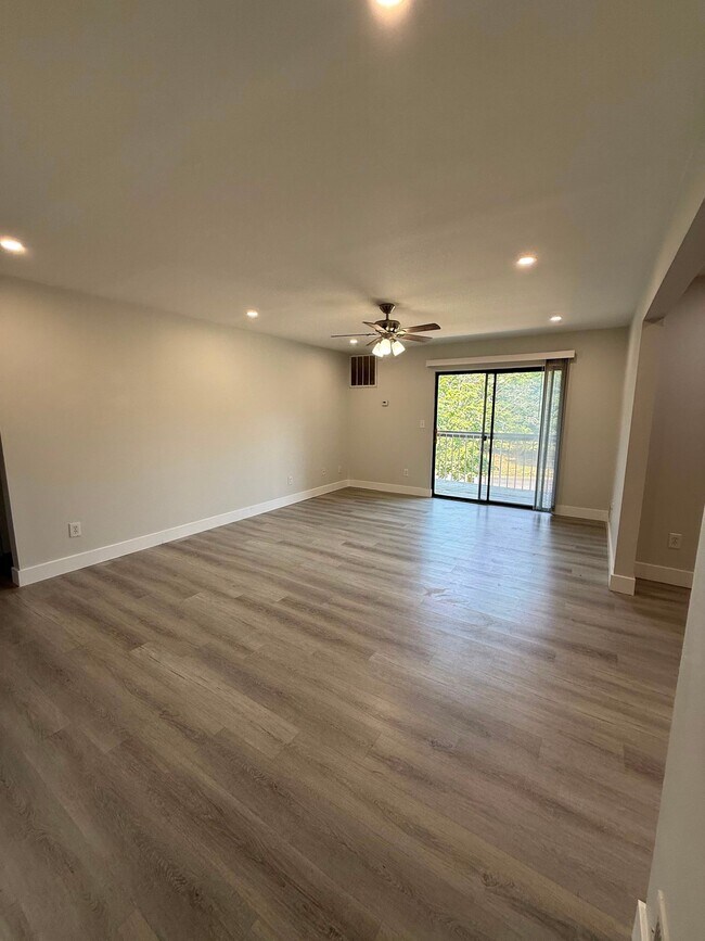 Building Photo - 1255 NJ-166