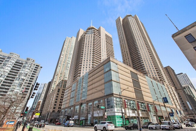 Foto del edificio - 545 N Dearborn St