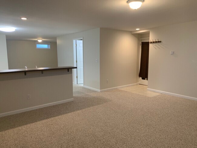 Living Room - 1425 Abbott Rd