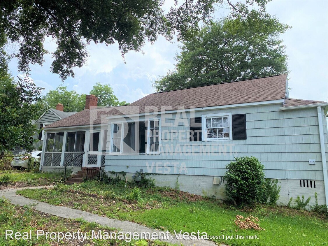 3 br, 3 bath House 368 Rogers Ave. House for Rent in Macon, GA