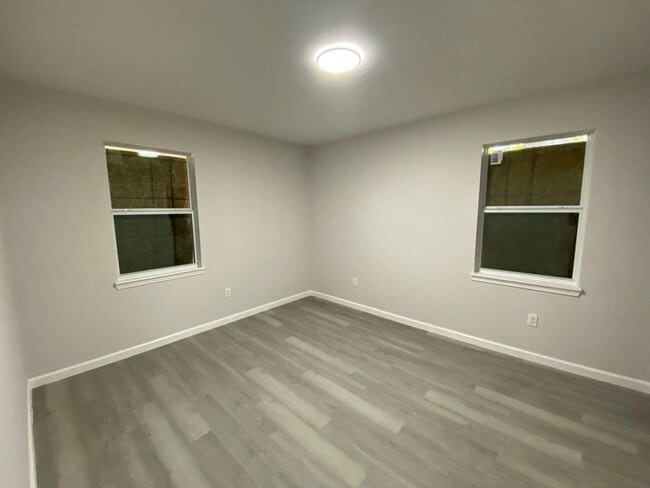 Building Photo - 4644 Huckleberry Cove