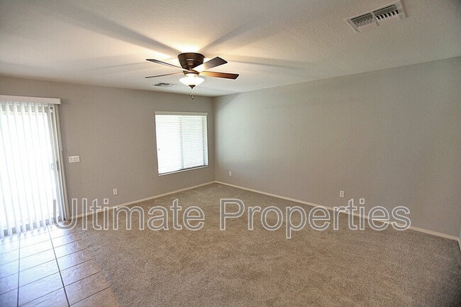 Foto del edificio - 14978 N 172nd Dr
