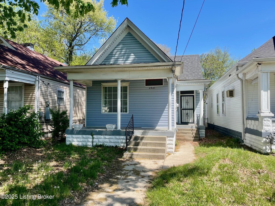 Foto principal - 2921 Dumesnil St