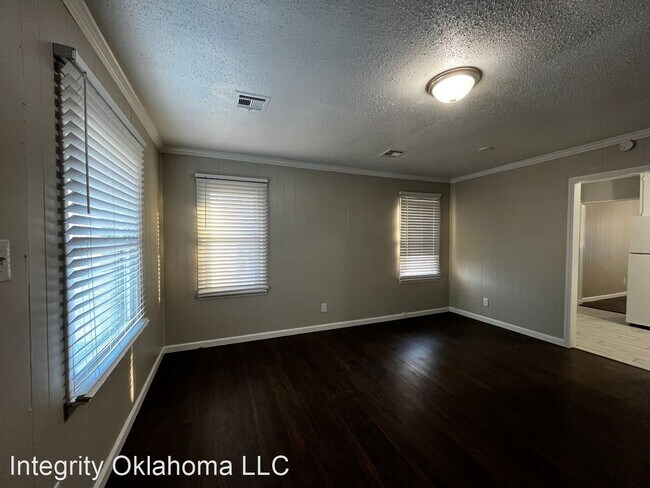 Foto del edificio - 3 br, 2 bath House - 112 W. Myrtle Dr. #1