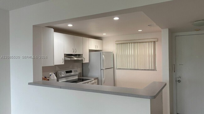 Building Photo - 10815 SW 112th St