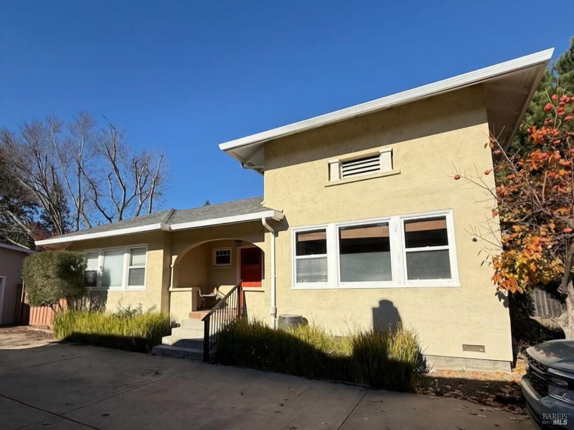 Foto principal - 265 Roosevelt St