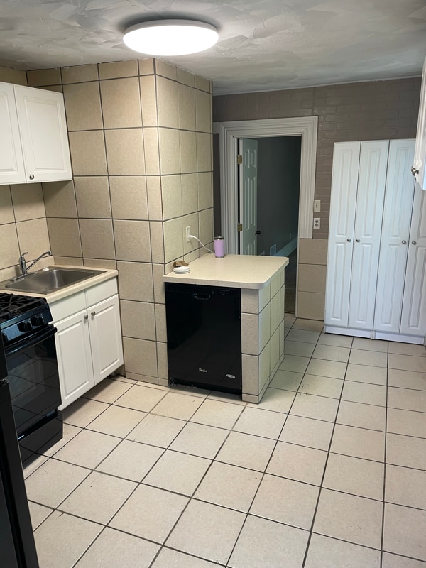 Building Photo - 520 S 2nd St