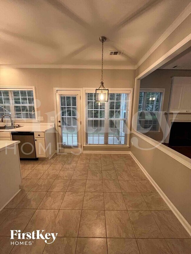Building Photo - 3399 Spindletop Dr NW