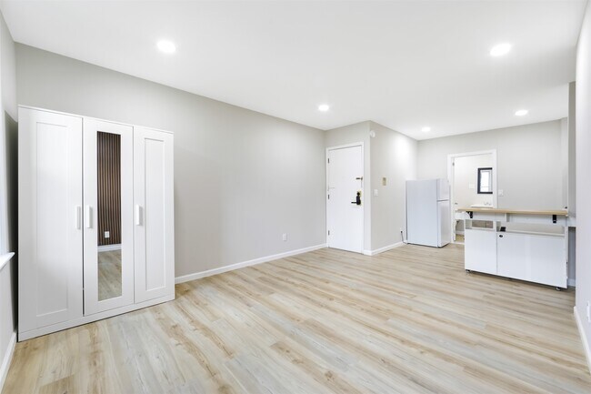 Foto del edificio - 40 Beacon Ave