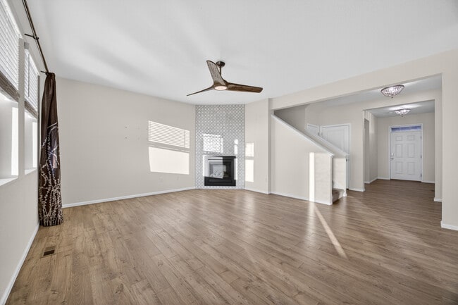 Building Photo - 221 S Quantock St