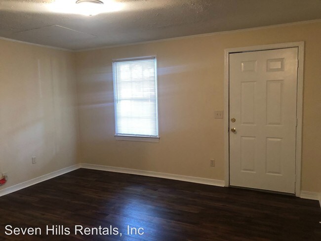 Building Photo - 219 Hennon Dr NW