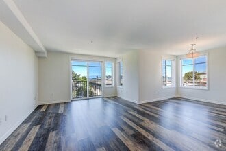 Building Photo - 124 Bellevue Ave E