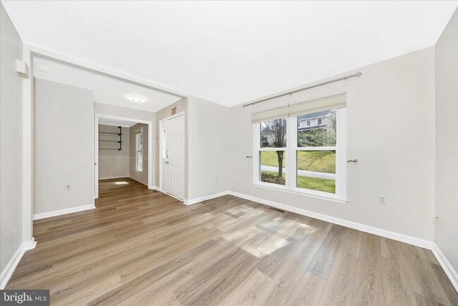 Building Photo - 6634 Rockridge Rd