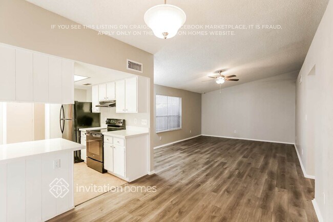 Foto del edificio - 1981 N Iowa St