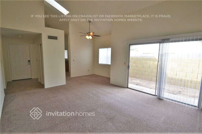 Foto del edificio - 11339 N 82nd Dr
