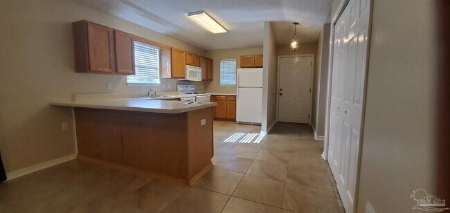 Foto del edificio - 2520 Trailwood Dr