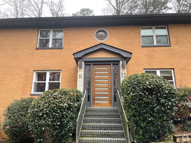 front entrance - 1010 Scott Blvd
