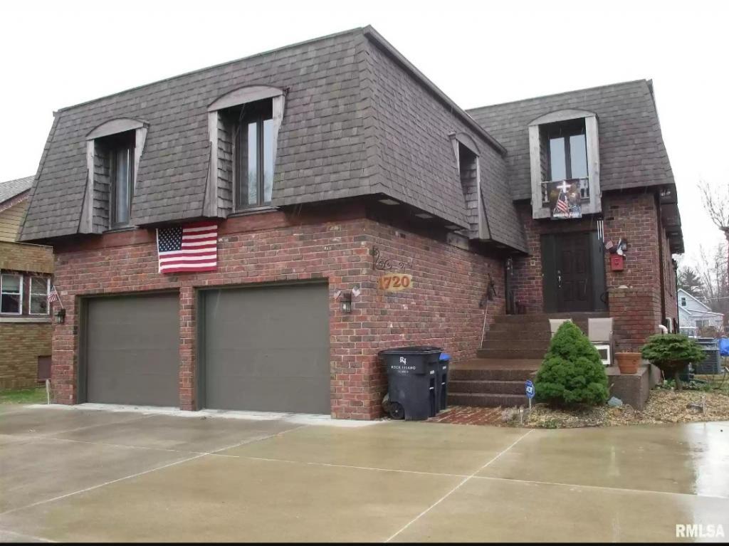 Primary Photo - 1720 18th Ave