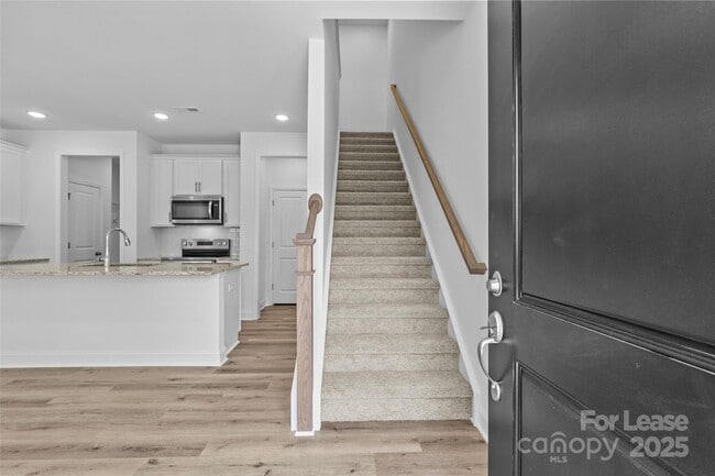 Foto del edificio - 4008 Crooked Spruce Ct