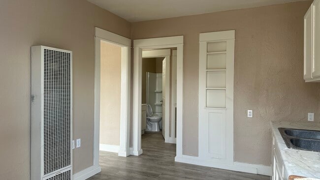 Building Photo - 509 Marshall Ave