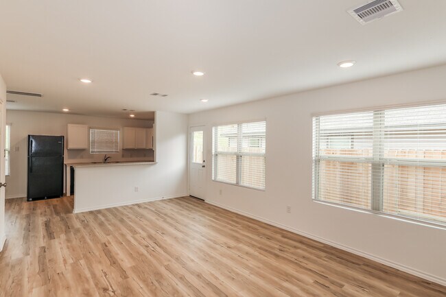 Foto del edificio - 11106 N Lake Mist Ln