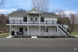 Building Photo - 2845 NY-9G