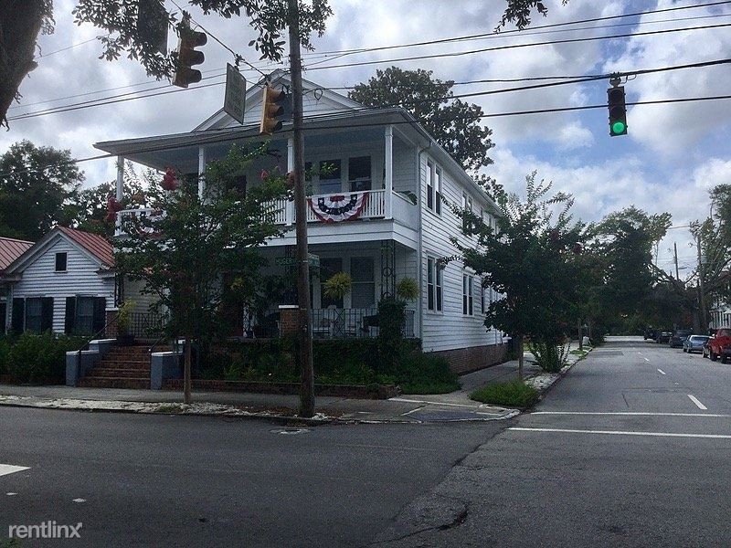 Primary Photo - 2 br, 1 bath Apartment - 448 Huger Street B