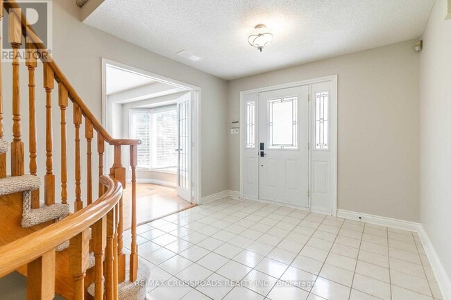 Building Photo - 462 Alex Doner Dr