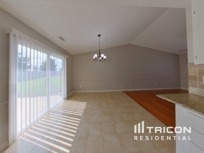 Foto del edificio - 2500 Justin Ct