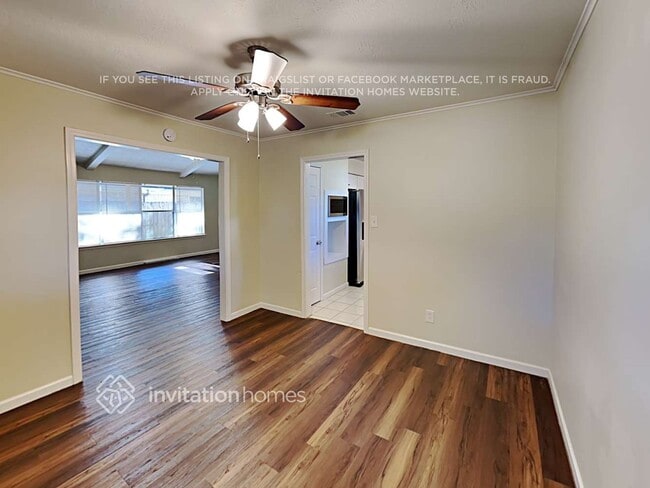 Foto del edificio - 826 Hidden Canyon Rd