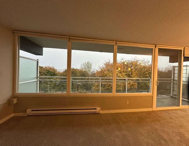 Building Photo - Updated 2BR Condo at Sky Terrace (Utilitie...