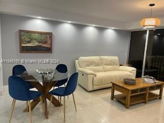 Foto del edificio - 1700 NW N River Dr